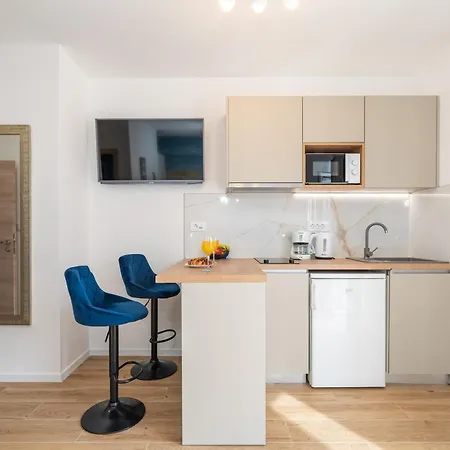 Quiet And Relaxing Seastar With A Balcony Zaton (Dubrovnik-Neretva)