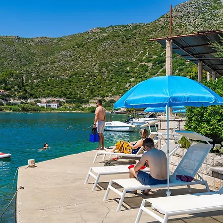 Quiet And Relaxing Seastar With A Balcony Appartamento Zaton (Dubrovnik-Neretva)