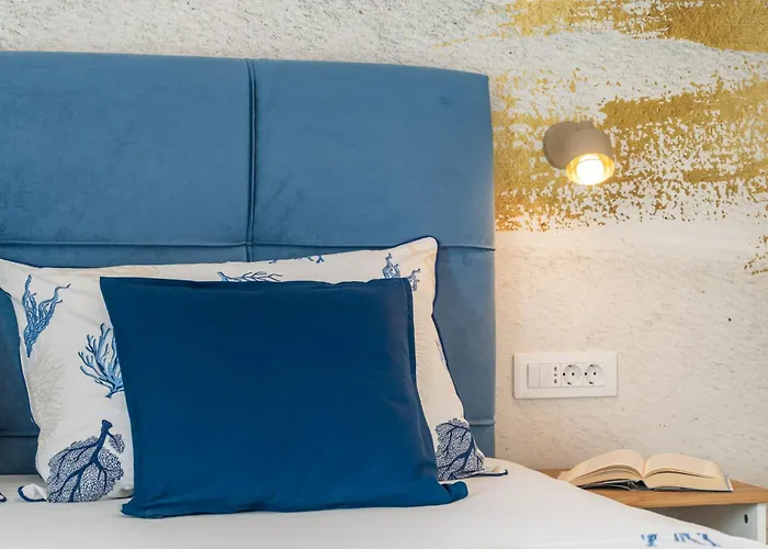 Quiet And Relaxing Seastar With A Balcony Zaton (Dubrovnik-Neretva)