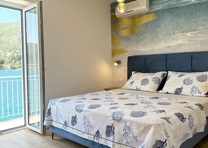 Quiet And Relaxing Seastar With A Balcony דירה זאטון