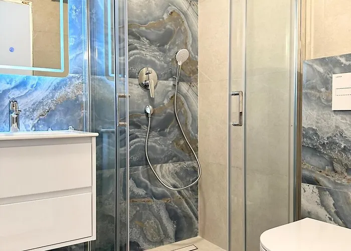 Quiet And Relaxing Seastar With A Balcony * זאטון