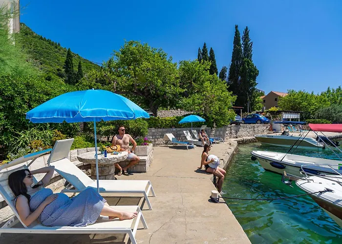 Quiet And Relaxing Seastar With A Balcony Zaton (Dubrovnik-Neretva)